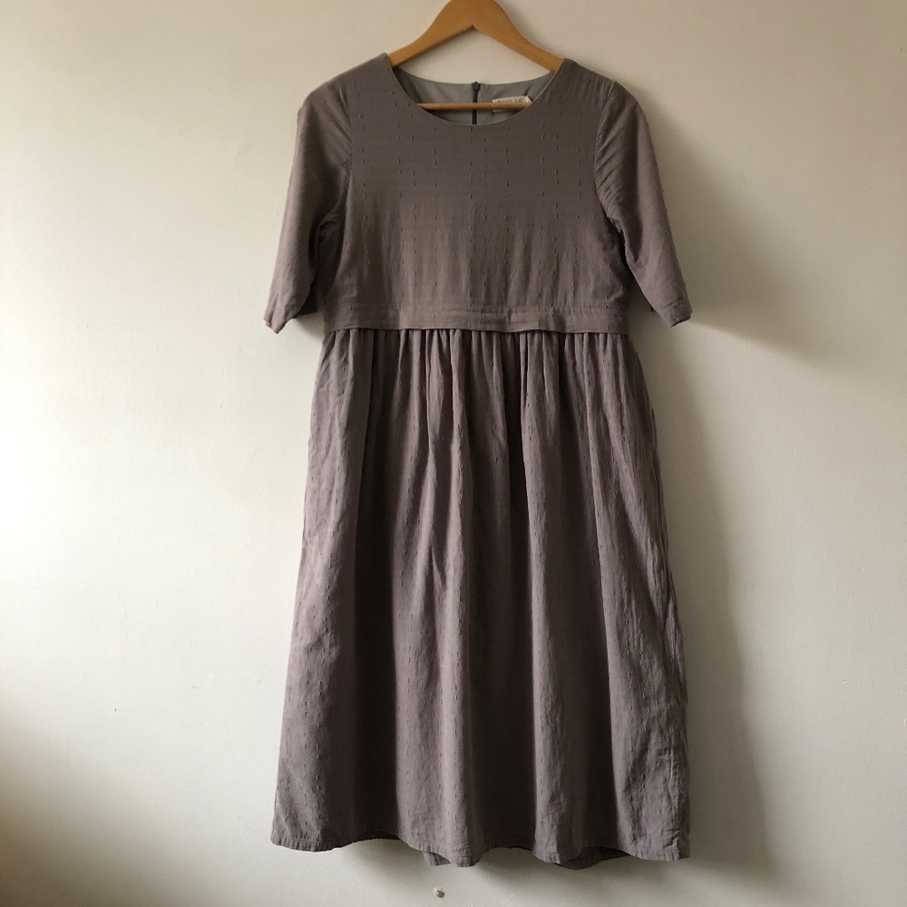 Roolee Mom Textured Cotton Nursing Dress